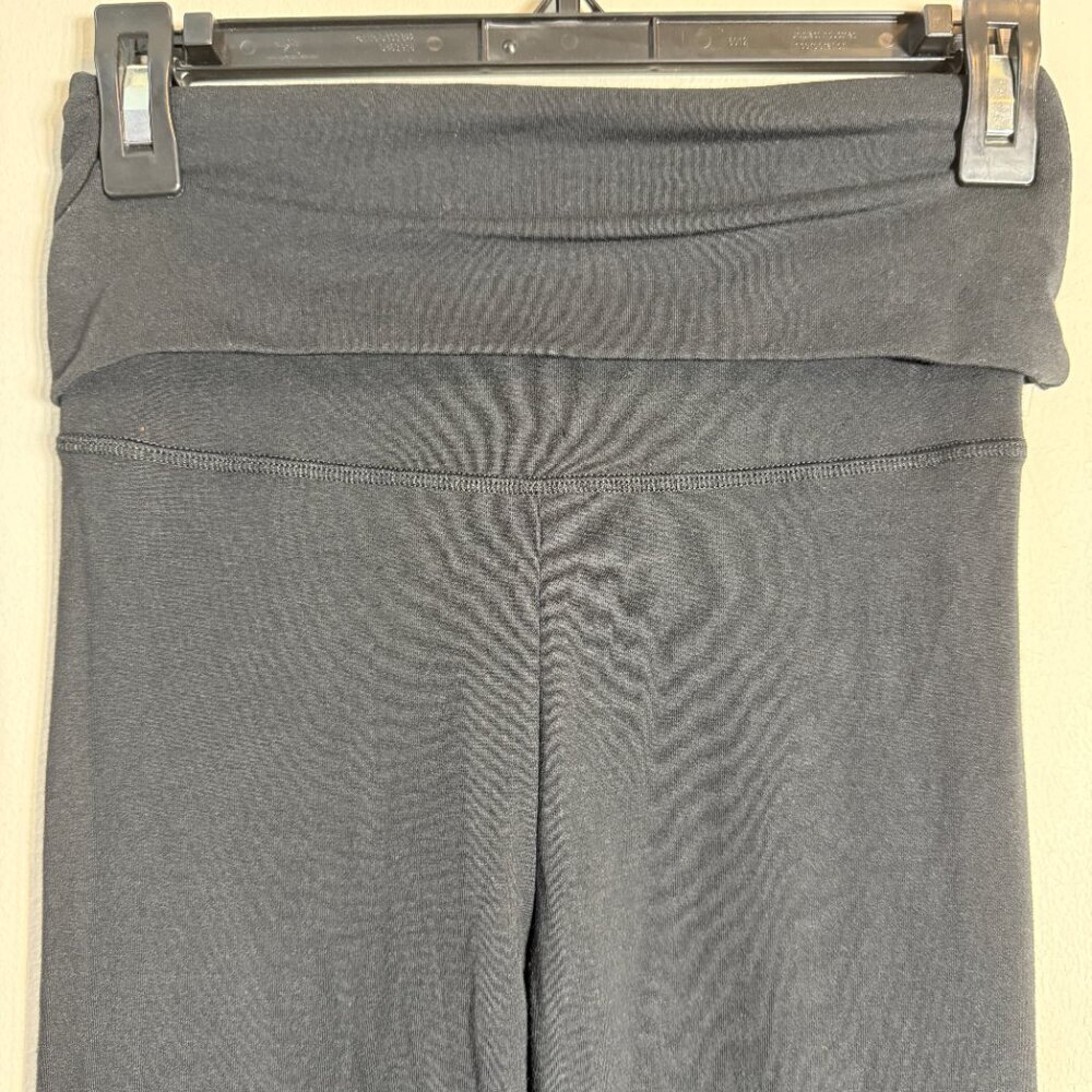 Offline by Aerie OG Foldover Super Flare Leggings Womens Small Black Active NWOT - Picture 6 of 12